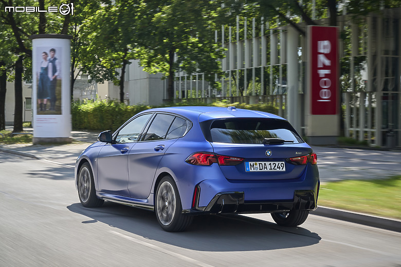 BMW 大改款 1 Series 德國試駕｜嶄新設計滿載科技配備，入門掀背散發成熟大人味！