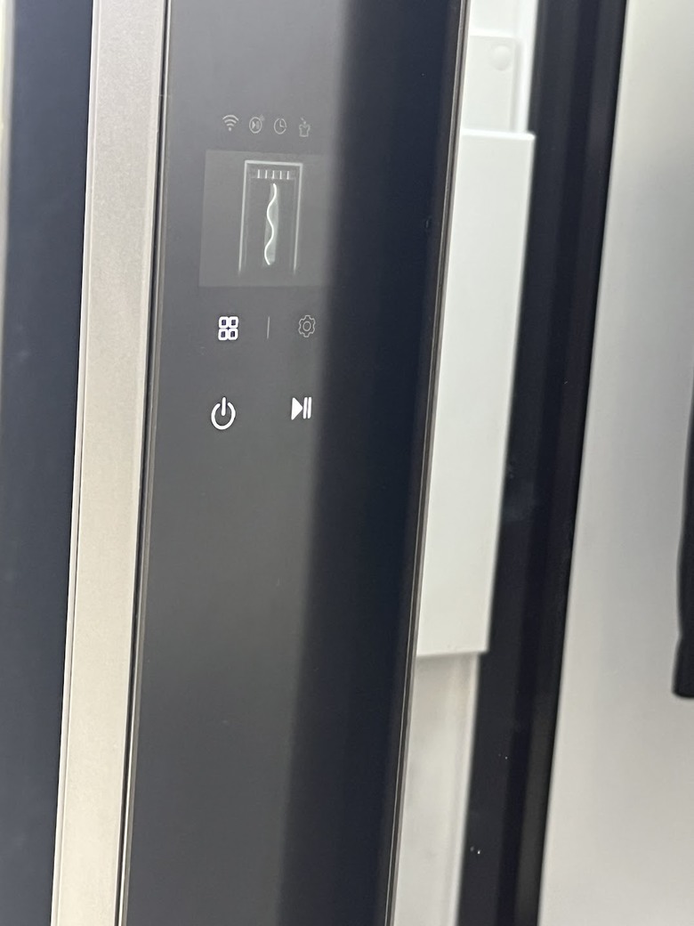 【快閃店現場體驗】LG Styler 蒸氣電子衣櫥第二代-「品味護衣」我都要，三機一體，一站搞定