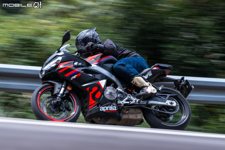 Aprilia RS 457試駕|藏不住的武鬥派熱血!同級最強雙缸小獅王!