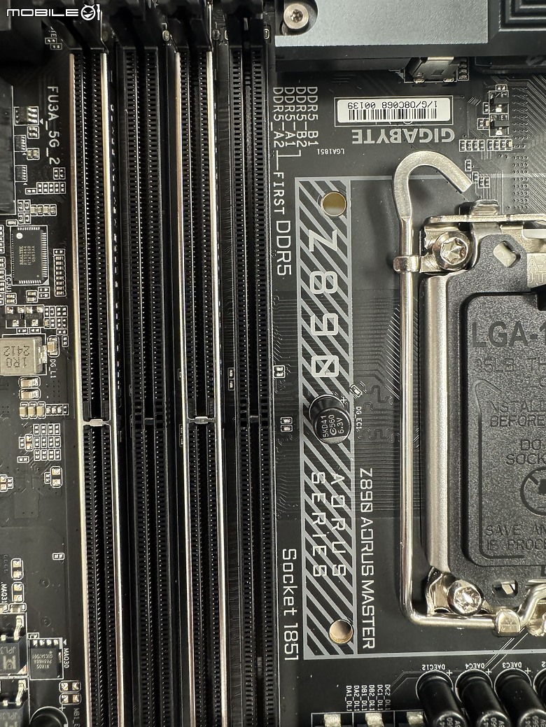 AI SNATCH 導入 Z890 AORUS MASTER 開箱