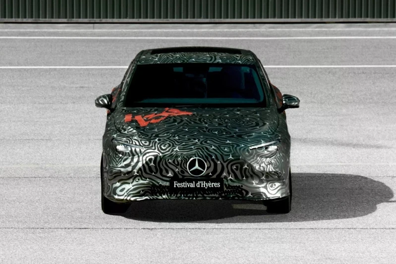 新世代Mercedes-Benz CLA 概念車曝光 燃油、純電雙動力並行