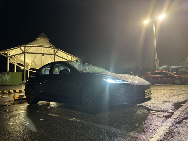 Telsa 夏夜漫遊試駕體驗 - 隔天營業前再還車就行