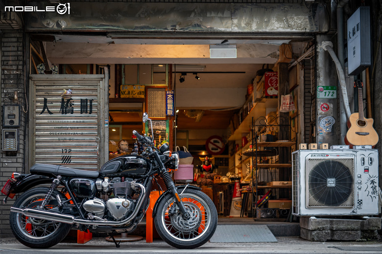 TRIUMPH Bonneville T120 試駕｜何謂經典？我就是經典！