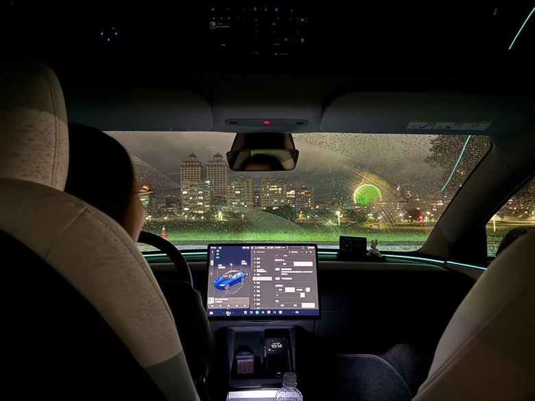Telsa 夏夜漫遊試駕體驗 - 隔天營業前再還車就行