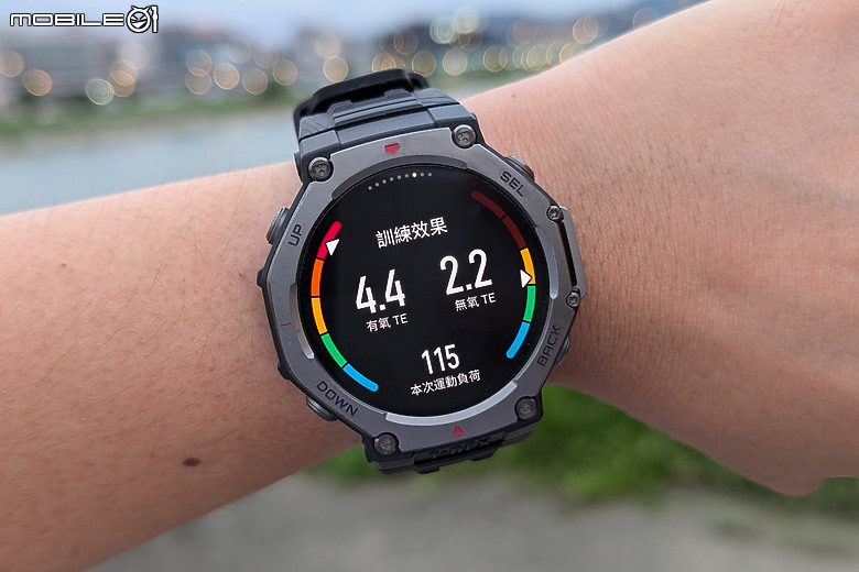 華米 Amazfit T-Rex 3 軍規運動手錶｜風格硬派，專為戶外探險而生！