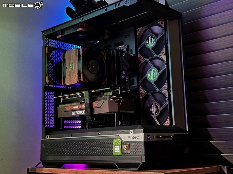 無光黑色信仰貓頭鷹 ft. Antec C7 ARGB