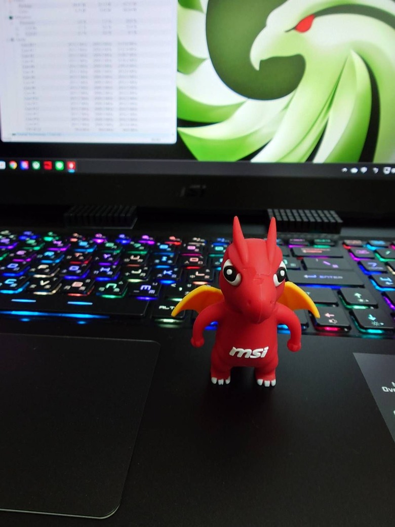 ALPHA 17 C7VG之4070解鎖電壓牆+待機風扇轉速調整參考