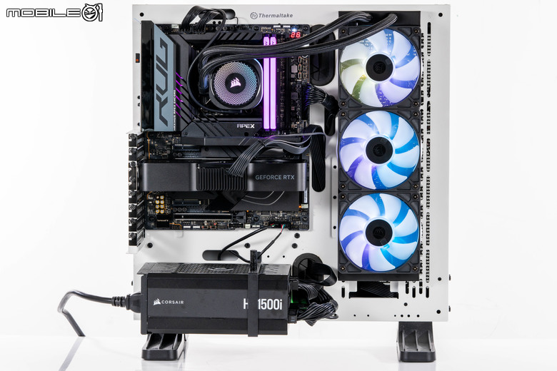 CORSAIR iCUE LINK TITAN 360 RX RGB 一體式水冷散熱器開箱試用 以更高的溫度壓制力應對未來處理器挑戰