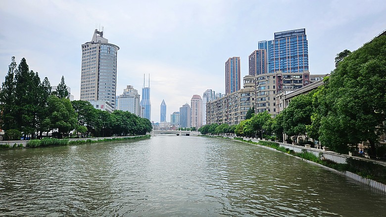 小吃▪ 觀景台 ▪ 迪士尼~~與小情人大手牽小手系列之上海自由行