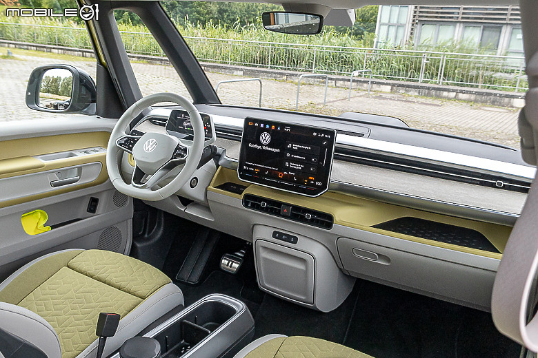 Volkswagen ID.Buzz 德國試駕|滿滿創意、處處討喜的純電七人小巴!