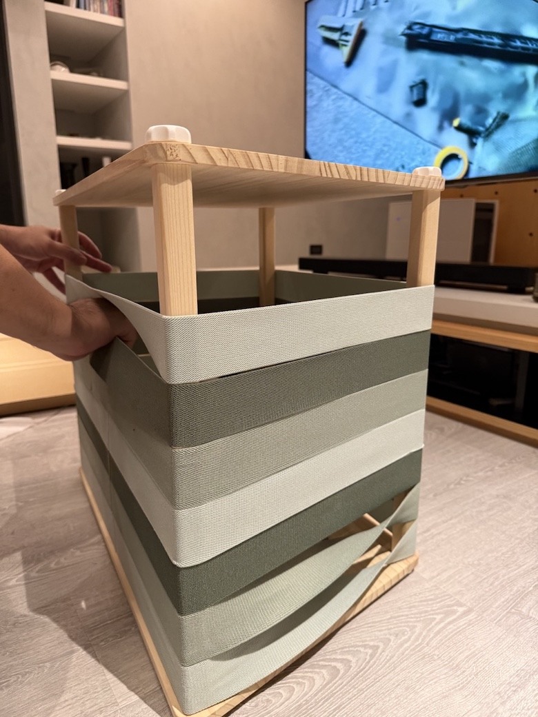 組裝簡單又好看! PETSFIT Modern Style Wood Cat House with Soft Mat 貓屋開箱
