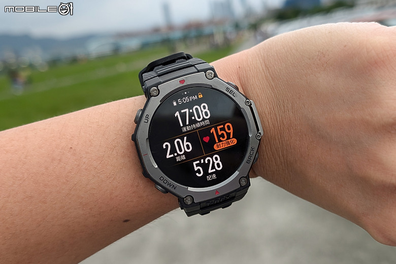 華米 Amazfit T-Rex 3 軍規運動手錶｜風格硬派，專為戶外探險而生！