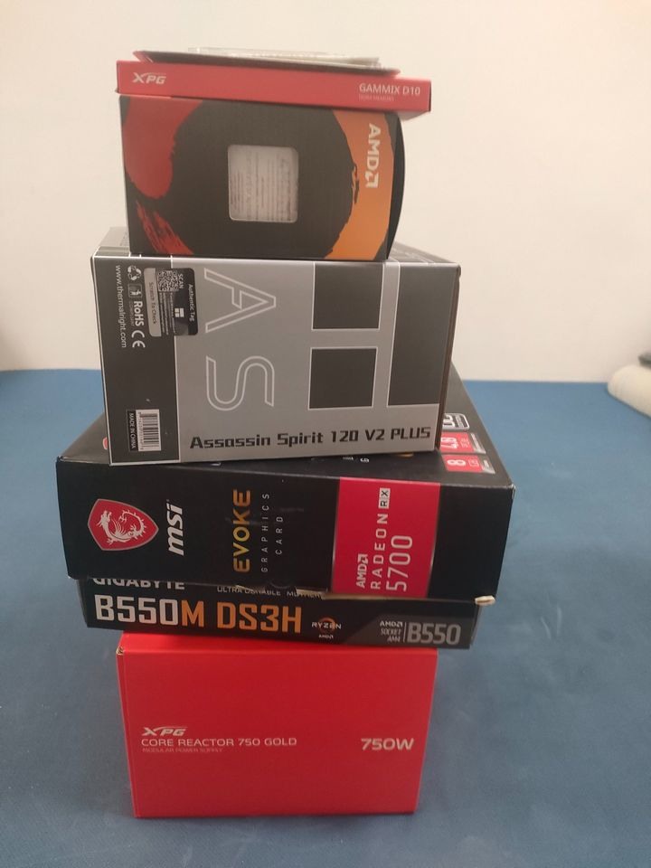 32K 新手健檢,4K 60fps特效全開,暴雪全家桶遊戲