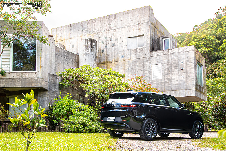 Range Rover Sport 黯影版試駕|限量50部,充滿神秘感的黑化魅力!
