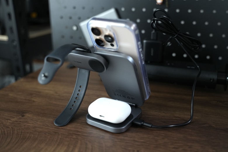 AUKEY MagFusion Z 三合一無線充電器｜一次解決充電線困擾！