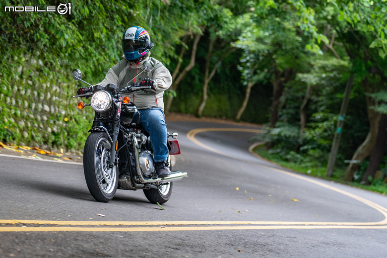 TRIUMPH Bonneville T120 試駕|何謂經典?我就是經典!