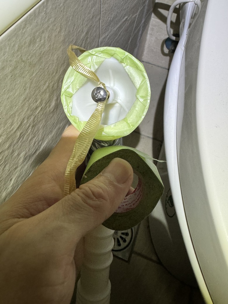台灣水電工的日常-浴缸下水管置換