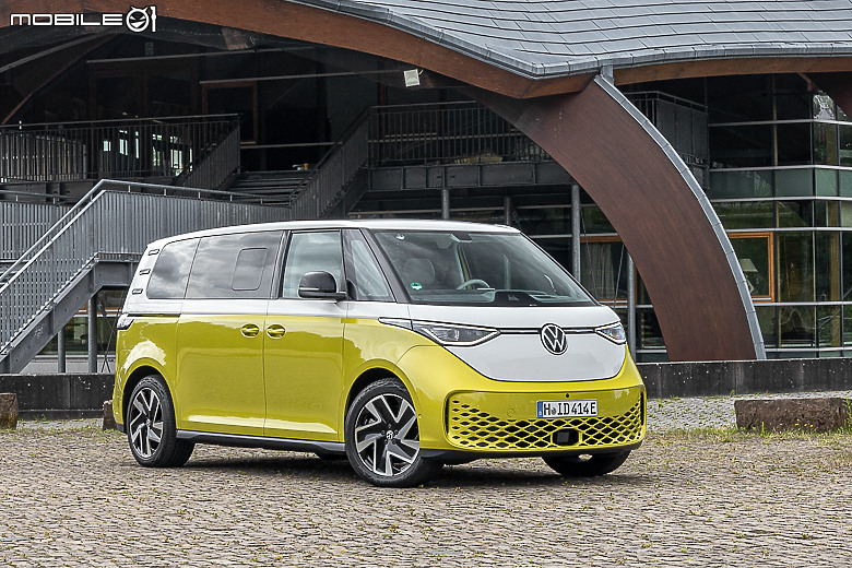 Volkswagen ID.Buzz 德國試駕|滿滿創意、處處討喜的純電七人小巴!