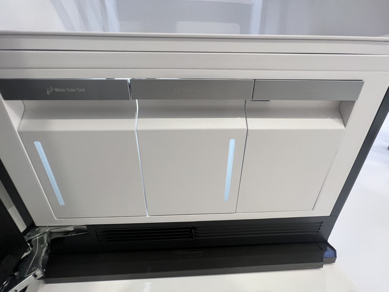 【快閃店現場體驗】LG Styler 蒸氣電子衣櫥第二代-「品味護衣」我都要，三機一體，一站搞定