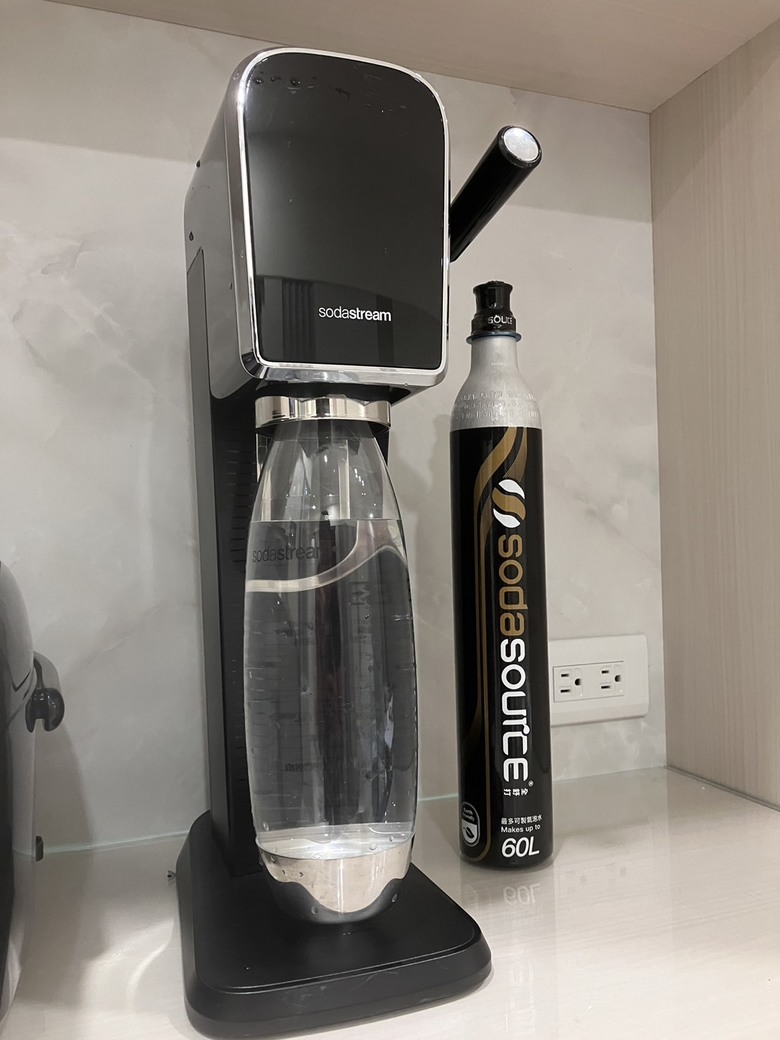 氣泡水機氣瓶常缺貨，但我不能一天沒喝氣泡水