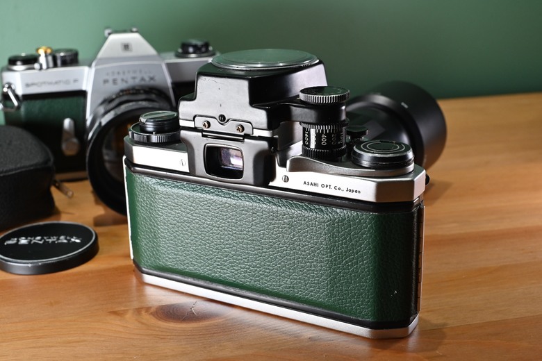Pentax SV