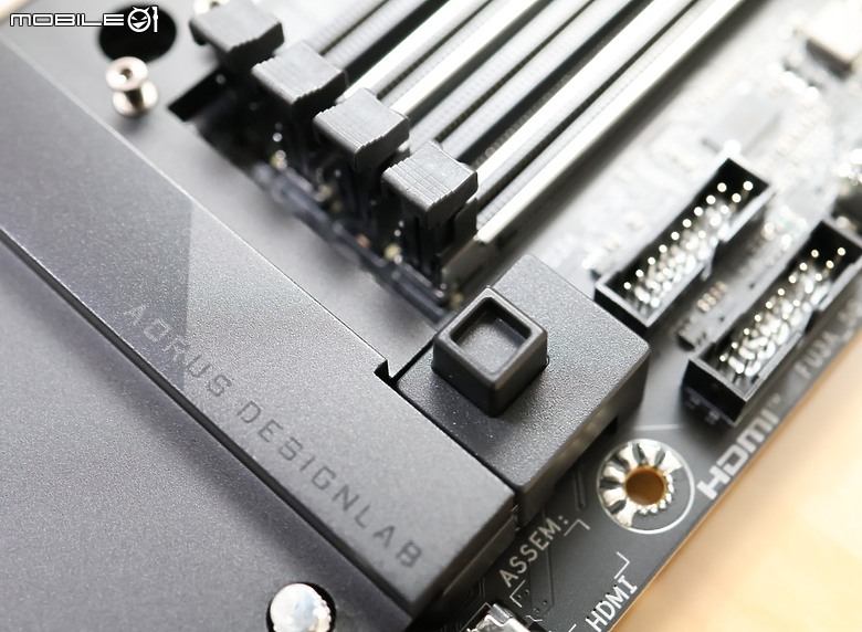 AI SNATCH 導入 Z890 AORUS MASTER 開箱