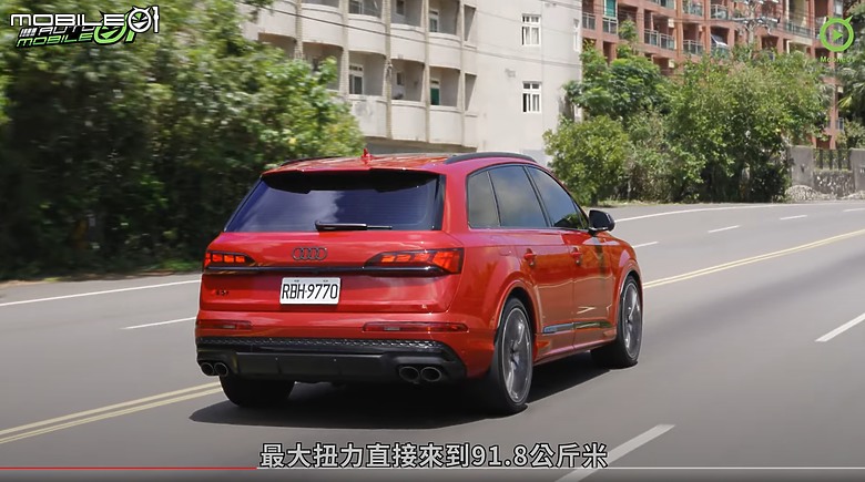 【影音試駕】Audi SQ7小改款,披著家庭休旅外衣的八缸猛獸!