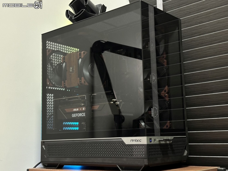無光黑色信仰貓頭鷹 ft. Antec C7 ARGB
