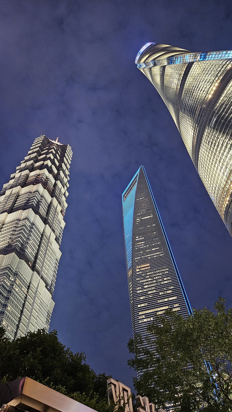 小吃▪ 觀景台 ▪ 迪士尼~~與小情人大手牽小手系列之上海自由行