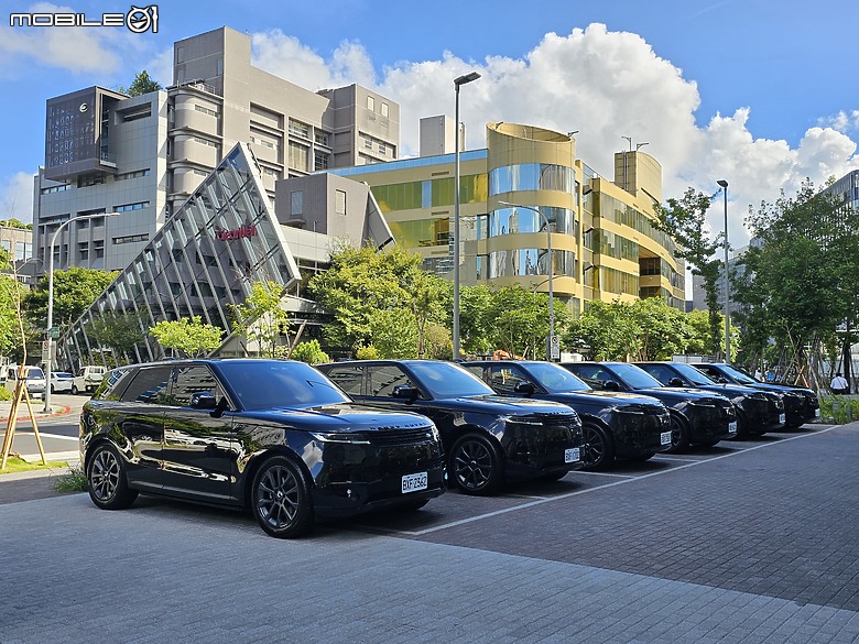 Range Rover Sport 黯影版試駕|限量50部,充滿神秘感的黑化魅力!