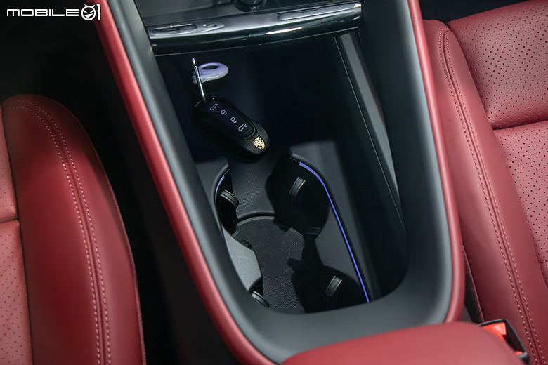 Porsche Macan 純電大改款試駕｜重新定義純電休旅的操控天花板！