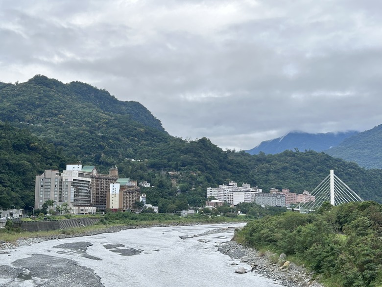 登山健行最親民的知本白玉瀑布