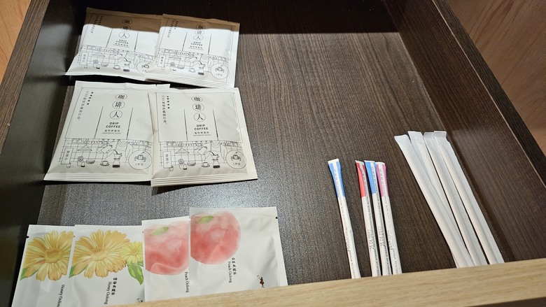 我們家的兩天一夜宜蘭行 - 宜蘭市農會超好買 / 羅東祥瑞渡小月餐廳 / 靜候Pizza / 綠舞國際觀光飯店 / 巧晏魚坊
