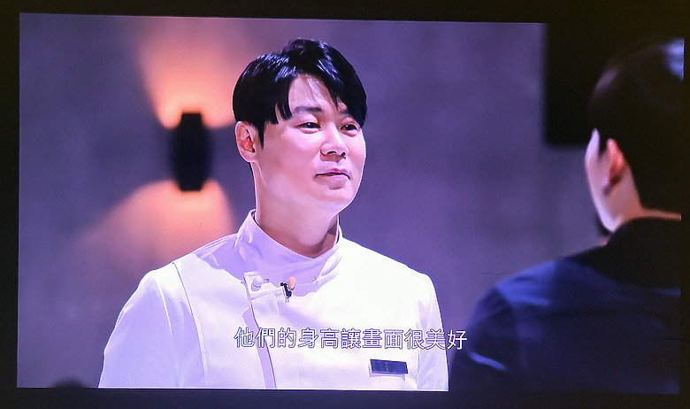 點我看大圖 房間看劇神器 LG CineBeam Q 微投影機開箱