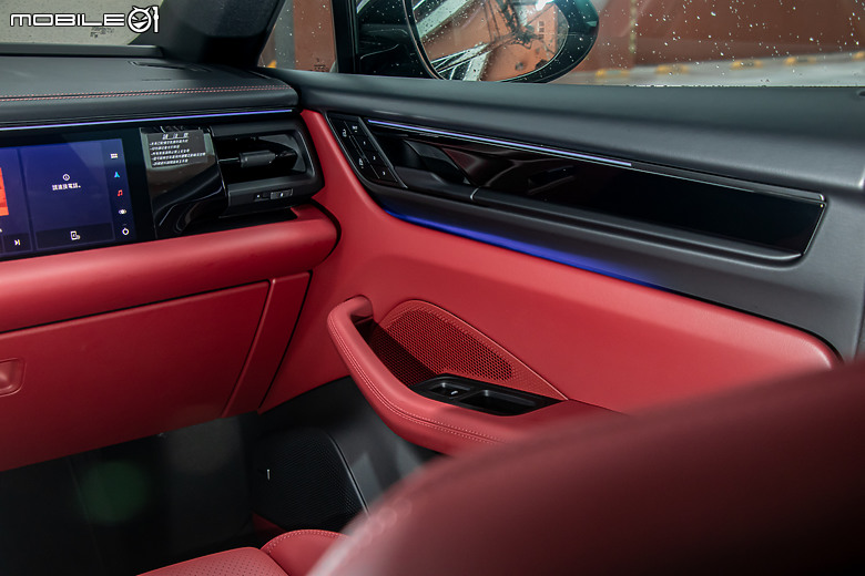 Porsche Macan 純電大改款試駕｜重新定義純電休旅的操控天花板！