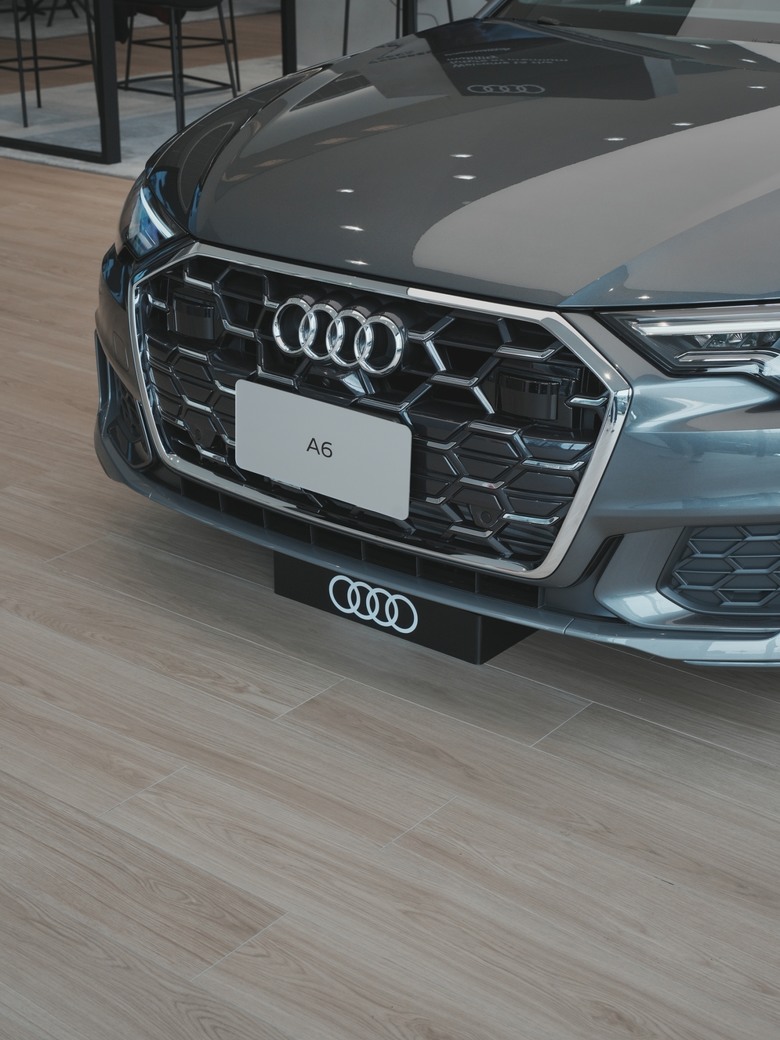 A6 Sedan 40 TFSI S line 珍珠鋼鐵灰 實車照📷