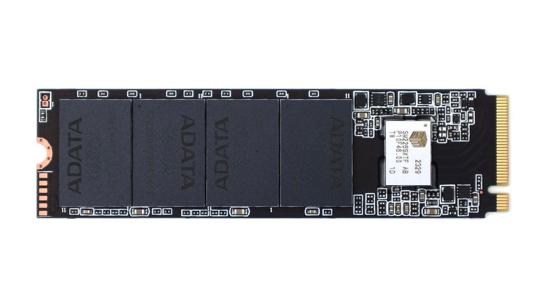 TLC 2TB 四千有找 ADATA XPG GAMMIX S60 PRO