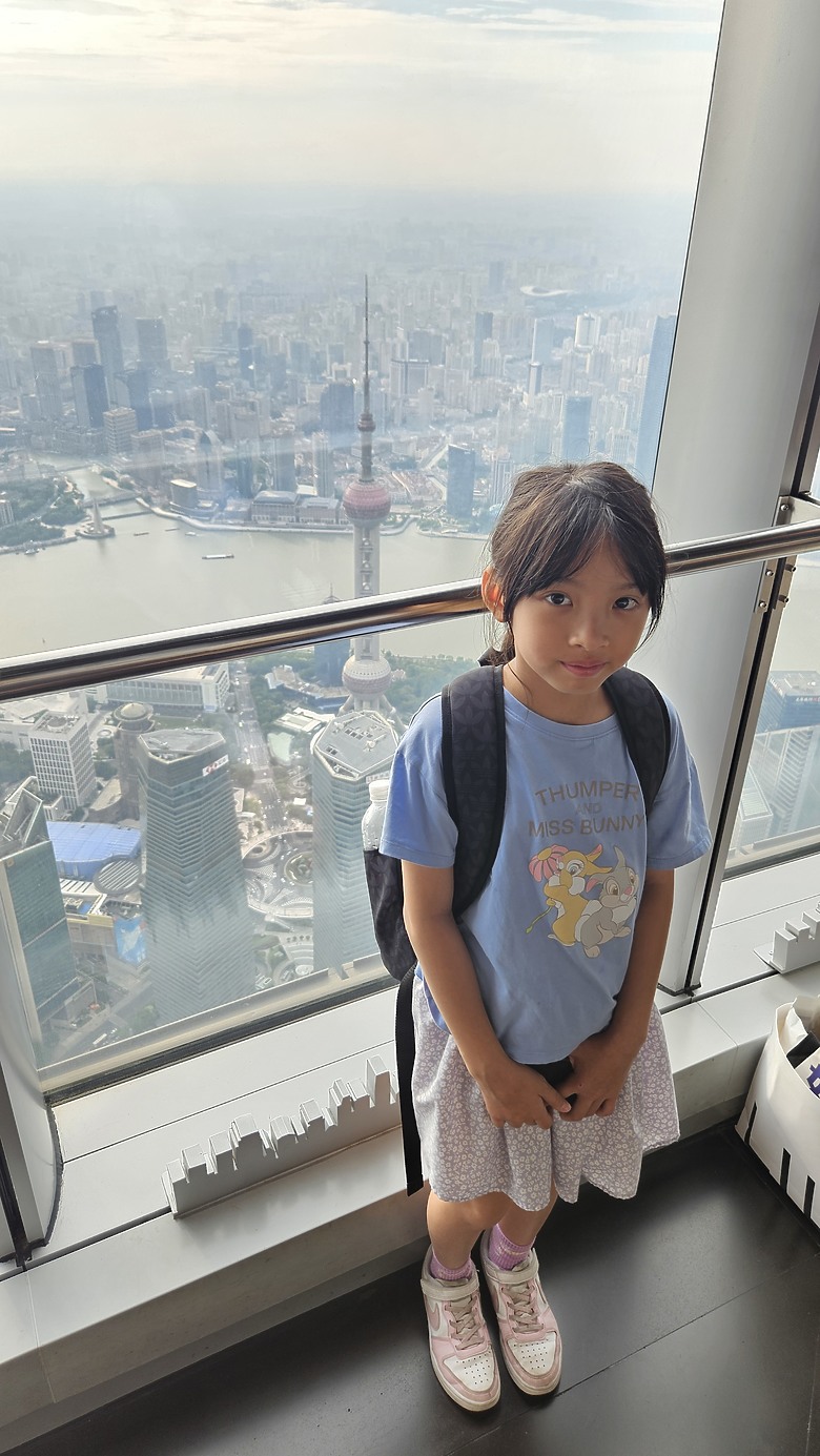 小吃▪ 觀景台 ▪ 迪士尼~~與小情人大手牽小手系列之上海自由行