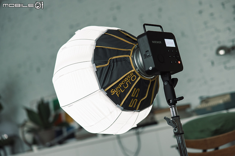Neewer Q4 400W 外拍閃光燈實戰｜機動便攜更有充沛電力、攝錄打光一盞搞定！