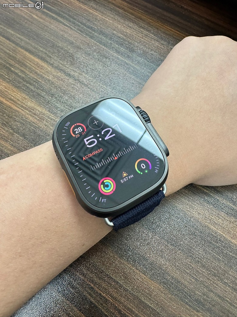[開箱上手] Apple Watch Ultra 2 Black + Hermès - 49mm Bleu Nuit En Mer