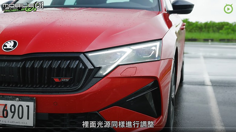 【影音試駕】Skoda Octavia Combi RS小改款，有性能輔佐的空間王者！