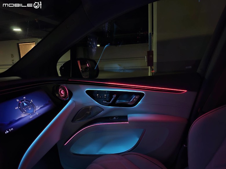Mercedes-Maybach EQS 680 SUV Night Series 試駕｜黑夜裡更閃亮動人的電動休旅旗艦！