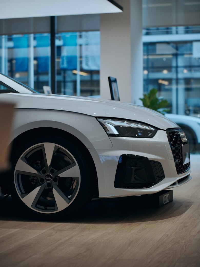 A5 Sportback 40 TFSI S line 金屬冰川白