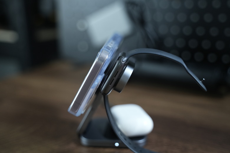 AUKEY MagFusion Z 三合一無線充電器｜一次解決充電線困擾！