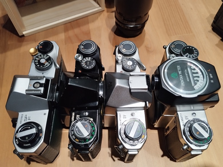 Pentax SV