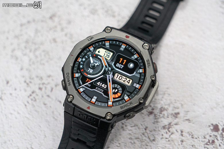華米 Amazfit T-Rex 3 軍規運動手錶｜風格硬派，專為戶外探險而生！