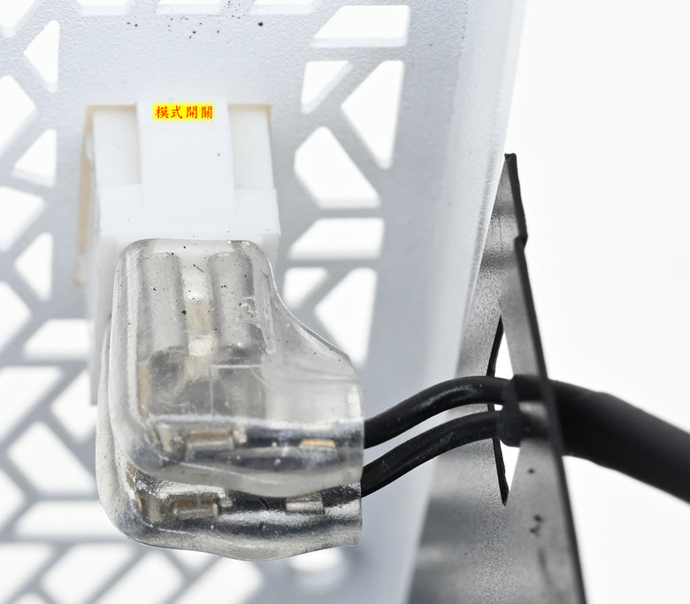 Super Flower振華LEADEX VII PRO 1000W白金全模組化電源開箱