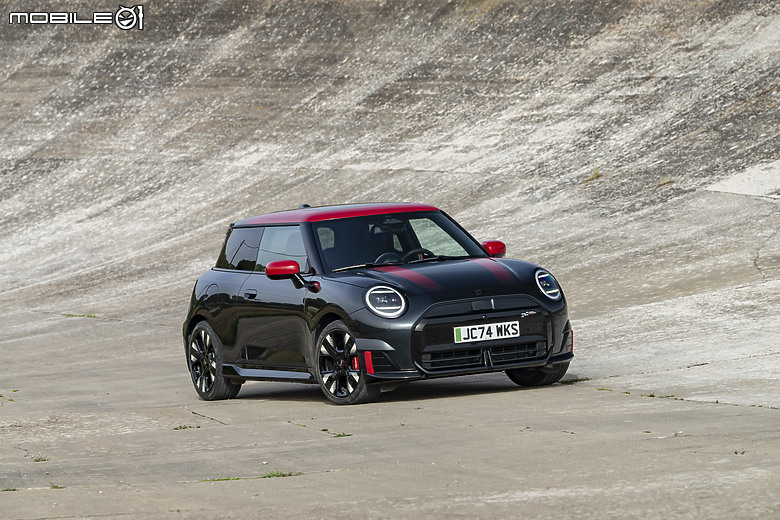 【2024巴黎車展】MINI JCW Electric/Aceman連袂亮相，新一代純電小鋼砲、性能小休旅誕生！