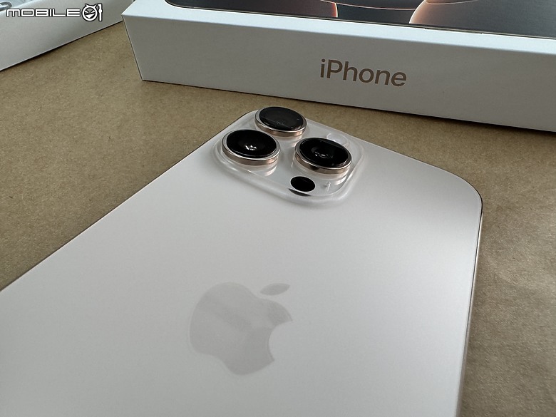 Apple iPhone 16 Pro Max