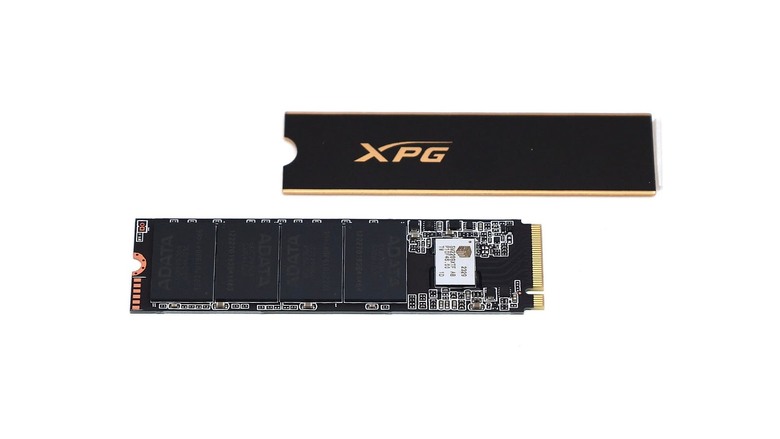 TLC 2TB 四千有找 ADATA XPG GAMMIX S60 PRO